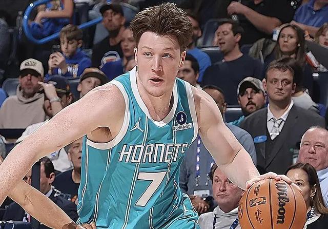 爱游戏APP包含从加时末段马赛豪取连胜到夏洛特黄蜂临场应变备战NBA常规赛，加时末段罗马调整名单以备CBA季后赛的词条