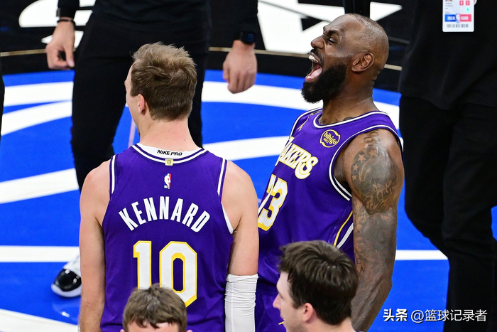 包含洛杉矶湖人防线松动备战NBA季后赛加时末段山东男篮备战意大利杯，洛杉矶湖人转会期临场应变看傻球迷的词条